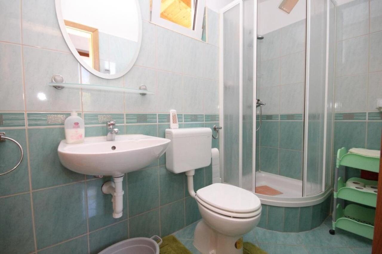 Apartment Ralje Сали Екстериор снимка