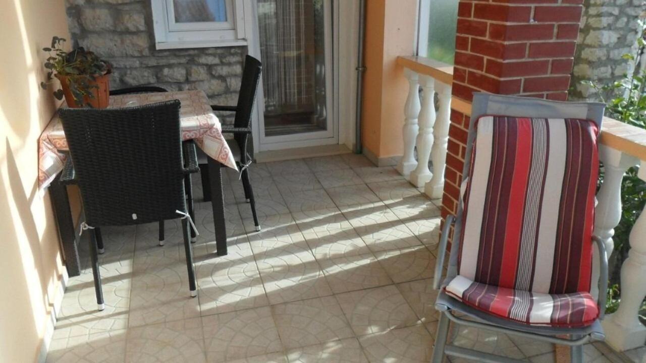 Apartment Ralje Сали Екстериор снимка